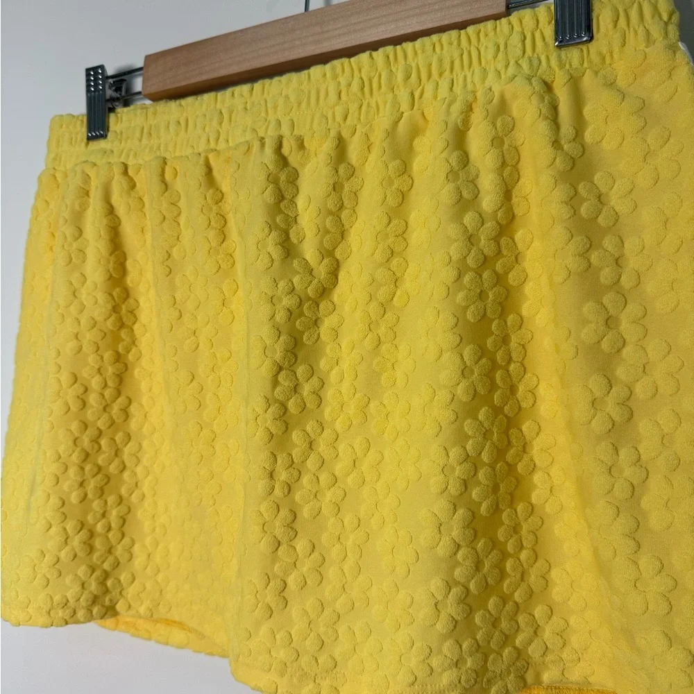 NWT Dippin’ Daisys Yellow Textured Floral Skirt Size L - Picture 5 of 6
